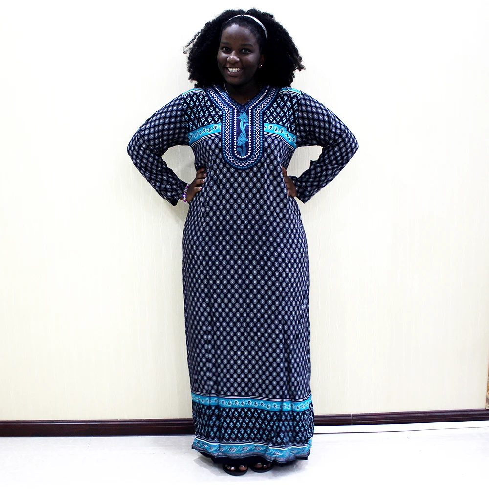 Женское длинное платье в горошек свободное винтажное с аппликацией и длинным