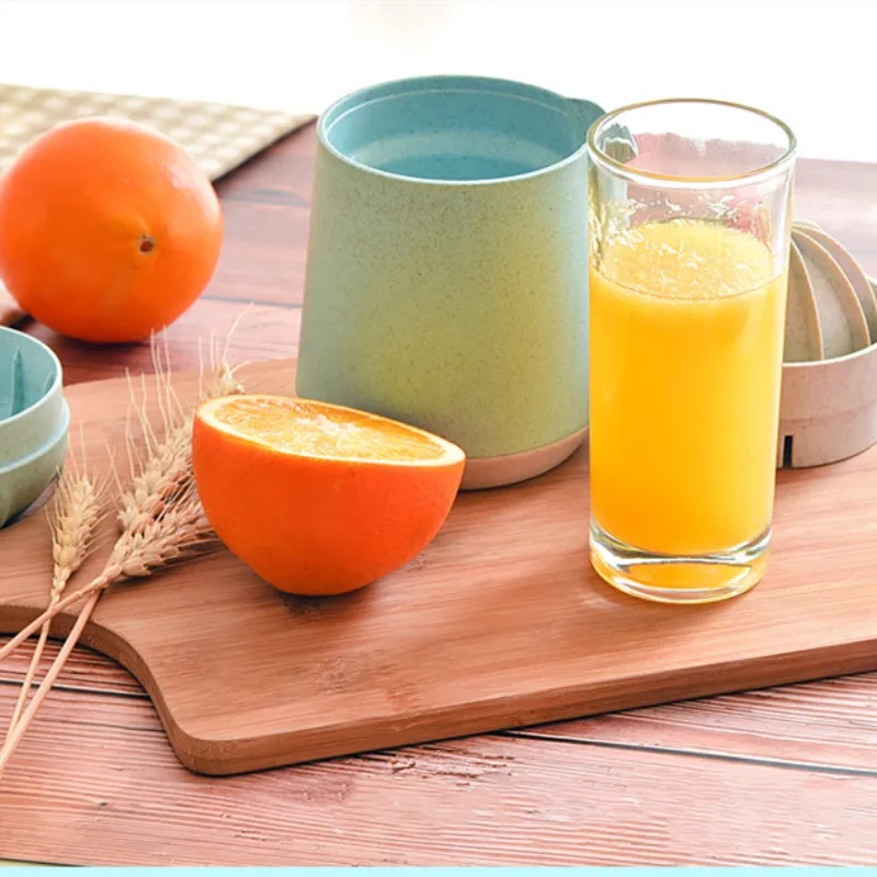 

2020 Portable Manual Orange Press Simple Small Household Fruit Lemon Citrus Juice Cup