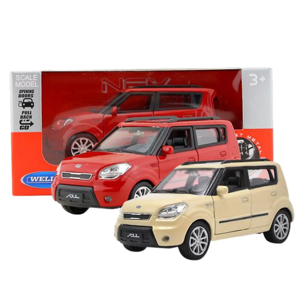 1:36 сплава отступить модели автомобиля Для Киа соул внедорожник со звуком