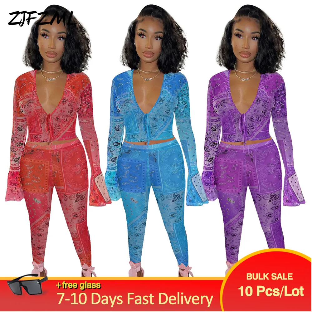 

Bulk Items Wholesale Lots Women's Tracksuit Bandanna Print Two Piece Suit Cleavage Full Sleeve Top+high Waist Legging Outfits