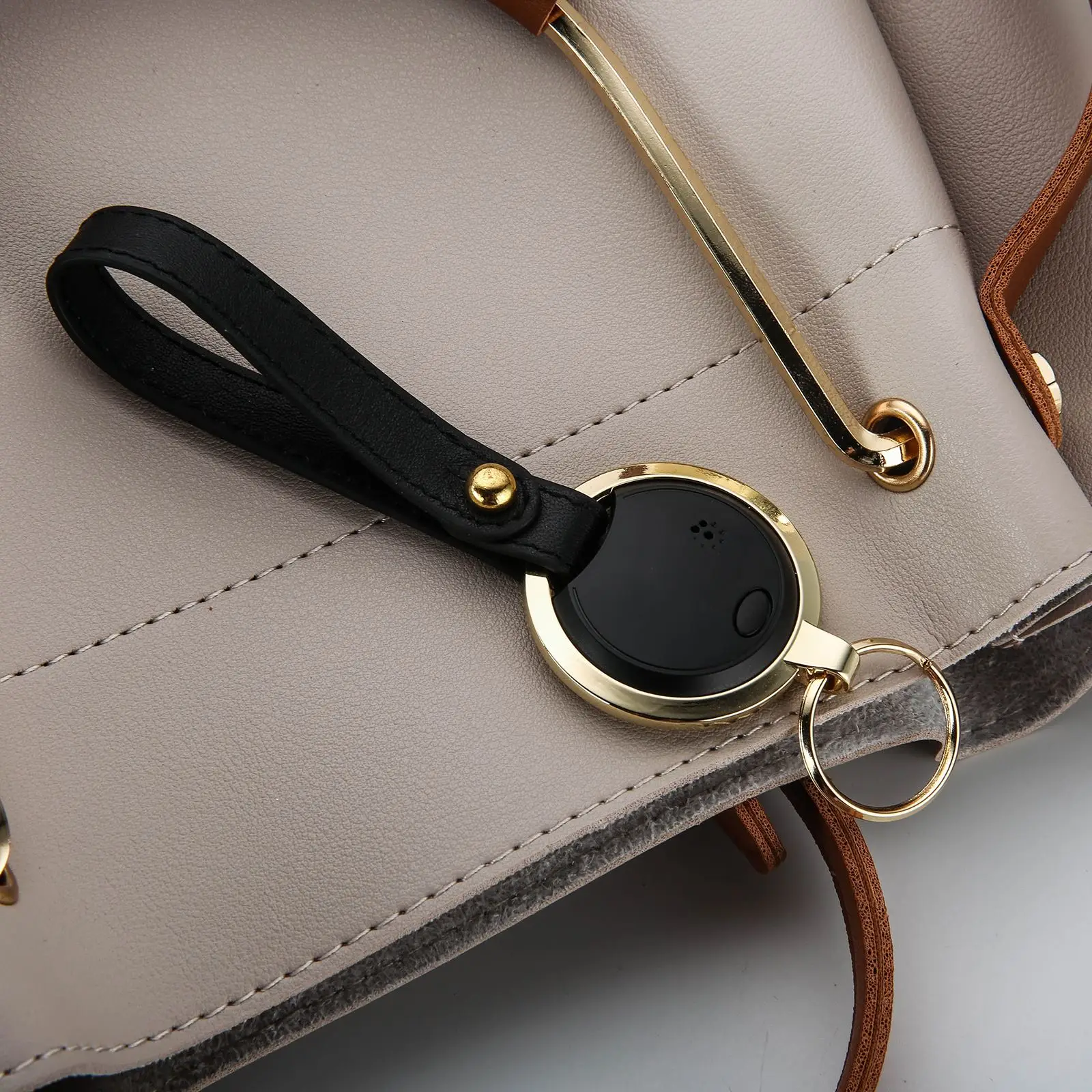 

Bluetooth Tracker Anti-Lost Alarm Tag Wireless Bluetooth Tracker Child Baby Bag Key Finder Locator Anti Lost Alarm Locator