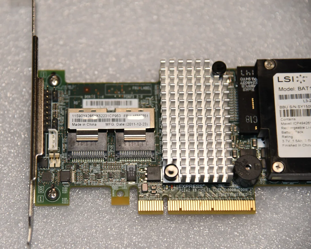 Карта контроллера LSI MegaRAID SAS 9260-8i LSI00198 8 портов 512 Мб кэш-памяти SFF8087 6 ГБ RAID0.1.5 PCI-E 2 0 X8