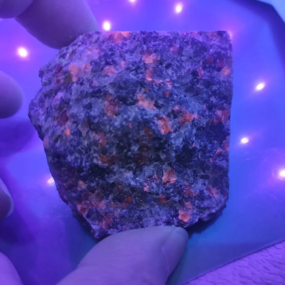 Натуральный Американский пламенный камень Yooperlites (кальдалит), флуоресцентный необработанный камень Kistler, шероховатая руда