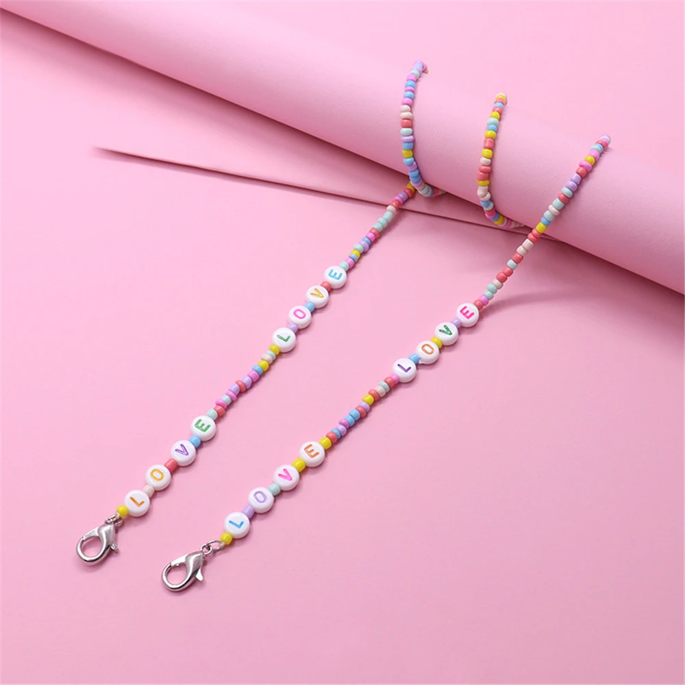 

1PC Cute Hang Mask Chains Holder Girls Boys LOVE Beaded Colorful Necklace Glasses Lanyard Children Student Neck Rope Strap Cord