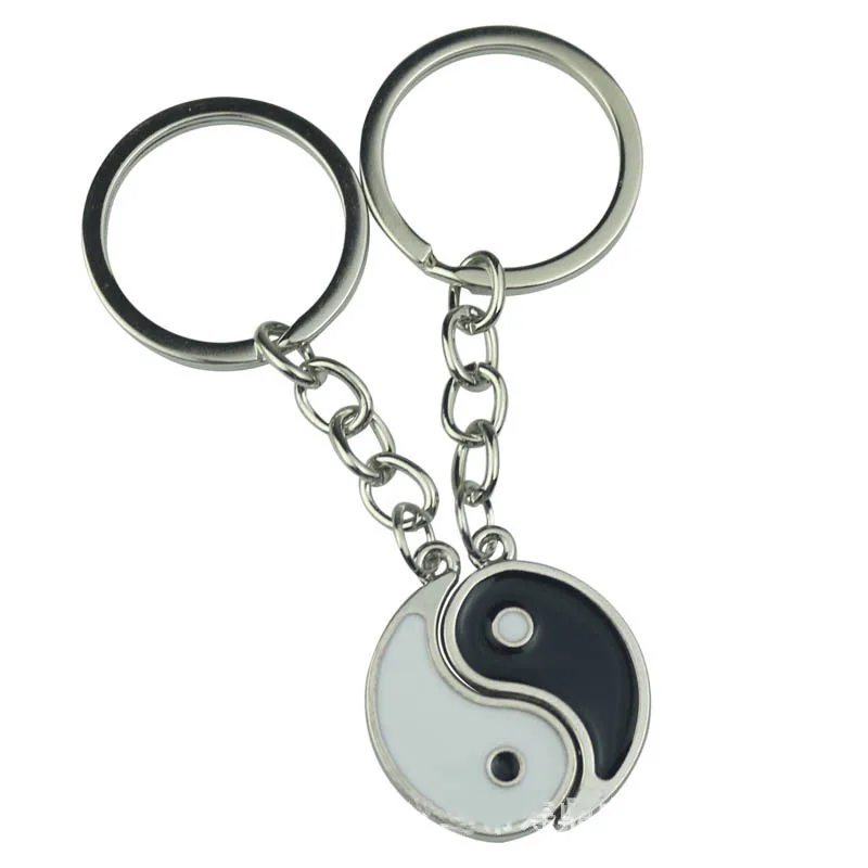 

Fashion Yin Yang Tai Chi Keychain Ladies Men's Gossip Best Friends Key Chain And Pendant BFF Couple Jewelry Gifts 2021