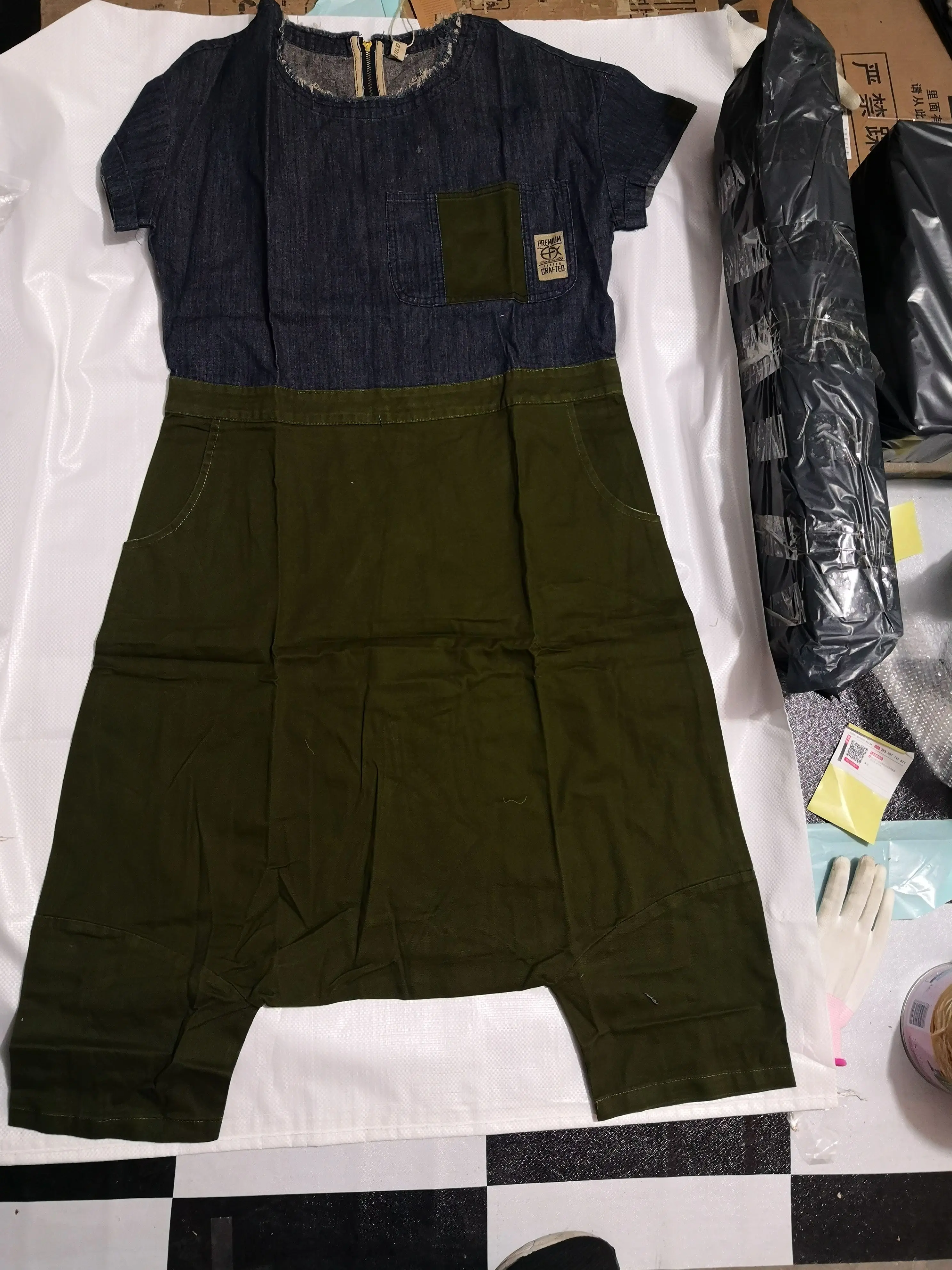 Женские комбинезоны в стиле пэчворк джинсовые с коротким рукавом круглым