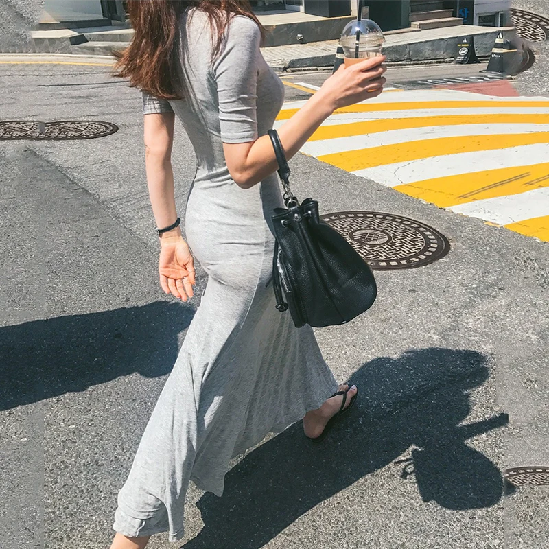 Платье женское длинное из модала с длинным рукавом и разрезом по бокам Клубные