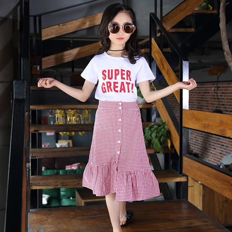 Комплект летней хлопковой одежды для девочек клетчатые юбки + футболки с принтом