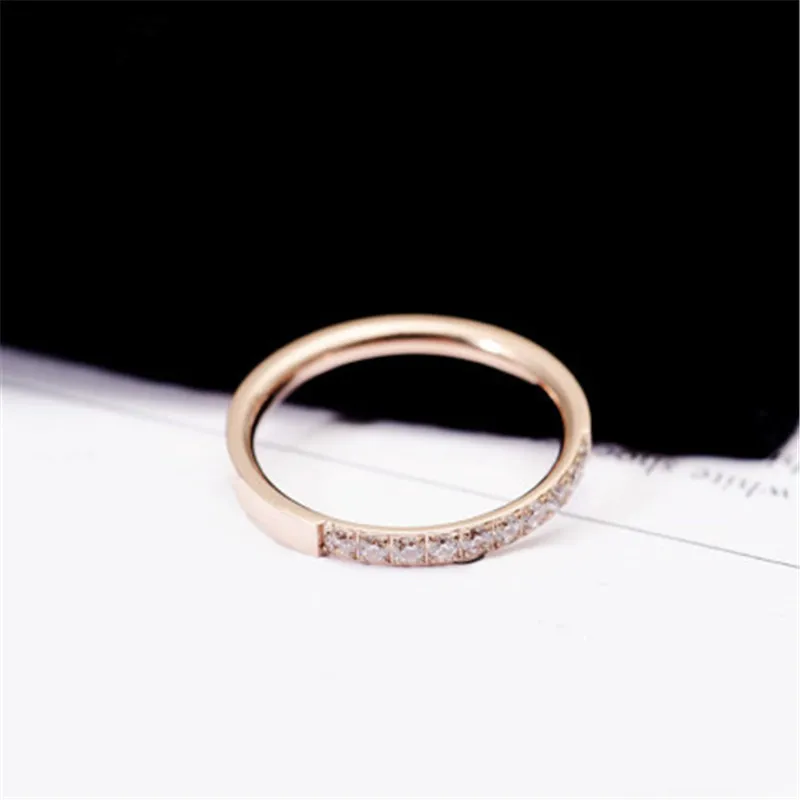 Высококачественные кольца цвета розового золота с цирконием класса ААА для