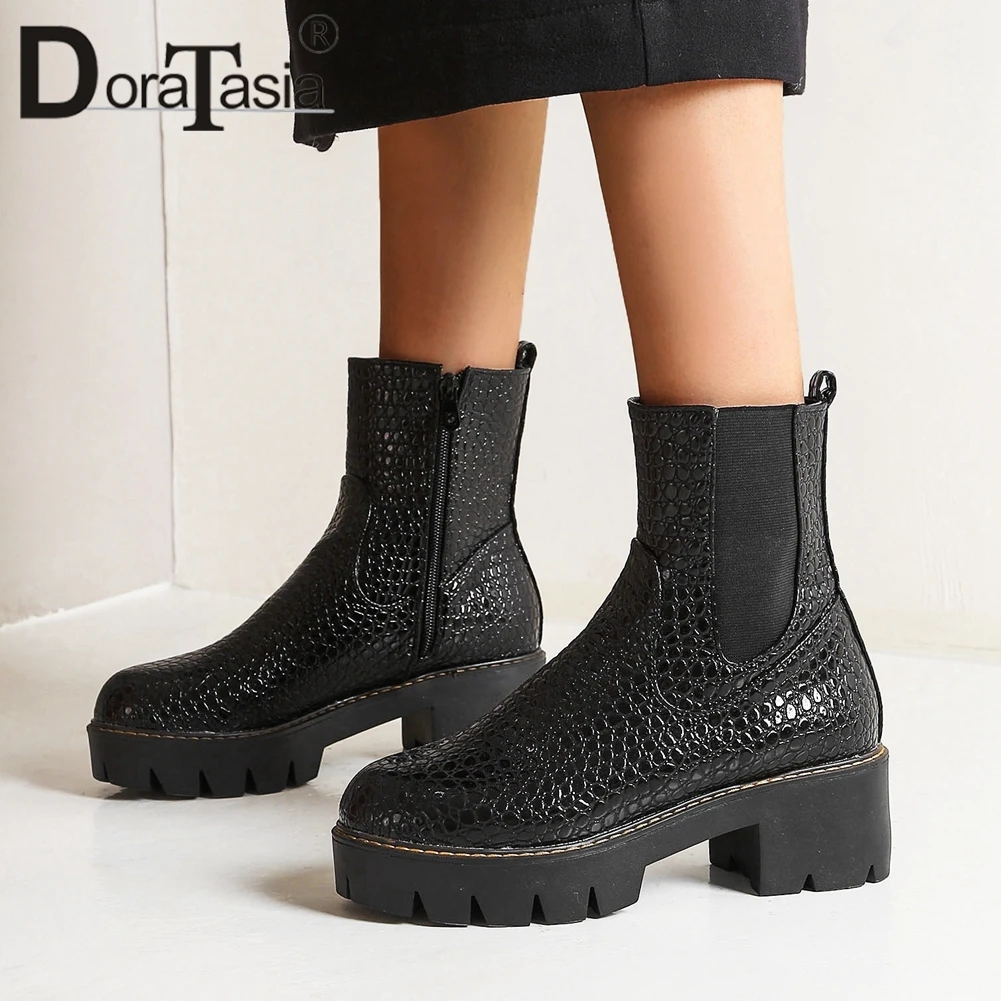 

Классические женские модные ботинки DORATASIA, удобные ботинки на среднем массивном каблуке, женские ботильоны без шнуровки на платформе
