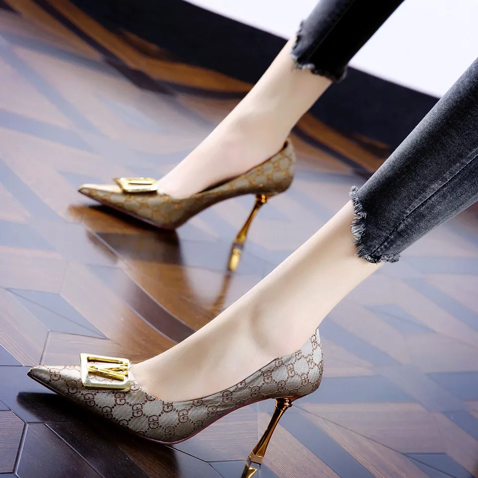 Новые туфли на тонком каблуке в Корейском стиле женская модная обувь высоком и