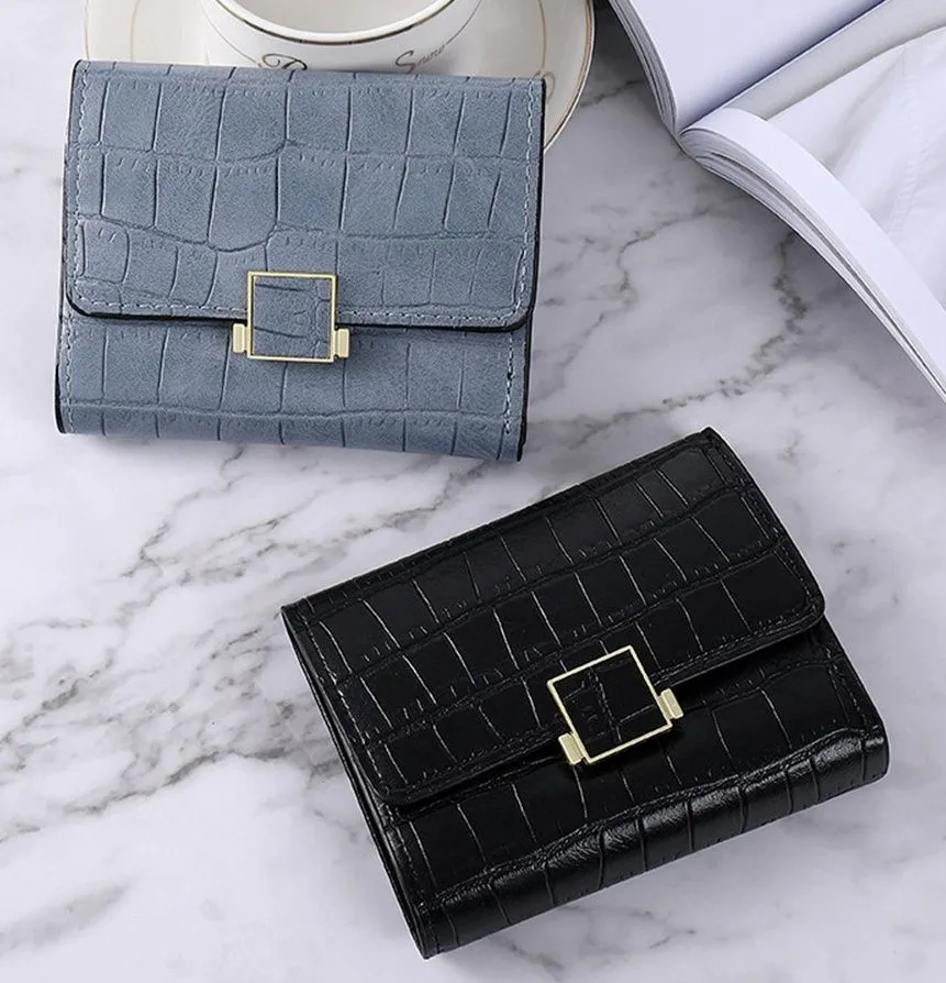 Новинка 2022 маленький кошелек для женщин короткий однотонный простой с узором под