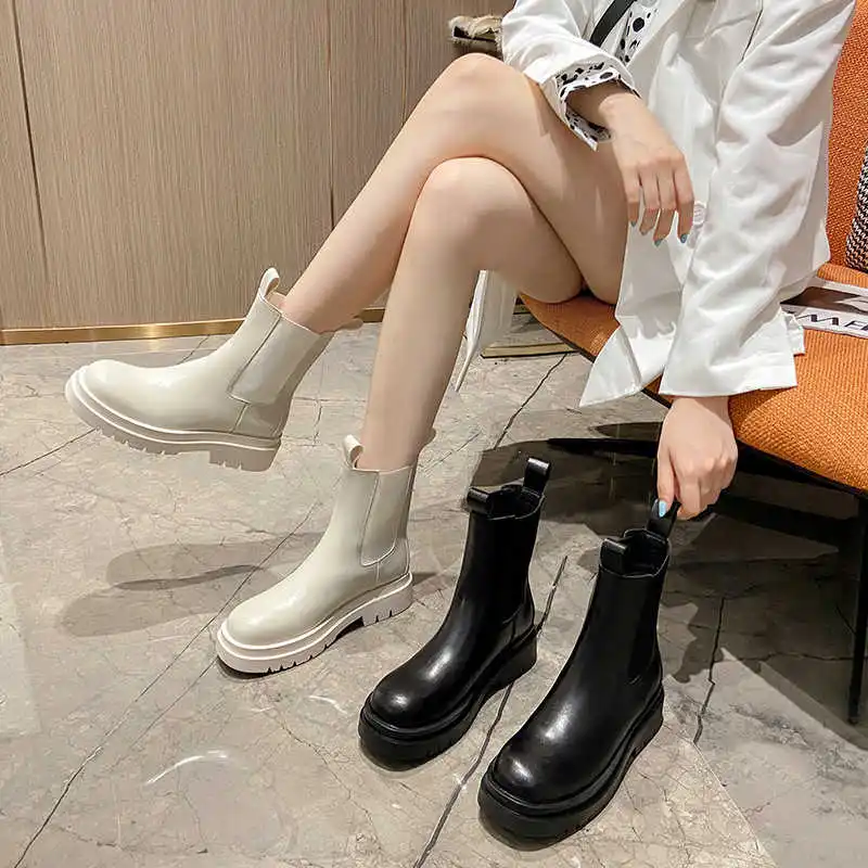 

White Martin boots women's 2020 new pipe boots Mona same Chelsea boots thick soled mid pipe boots 33-41