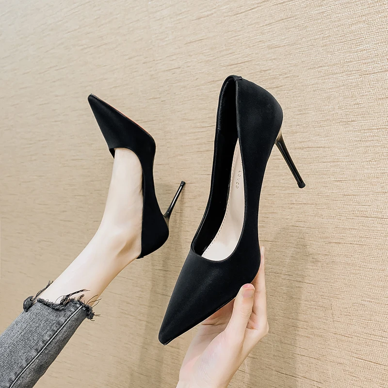 

2021 Women'S Pumps Black High Heel Shoes Patent Leather Pointed Toe Fetish Model Show Nightclub Party Classic Dress Shoes
