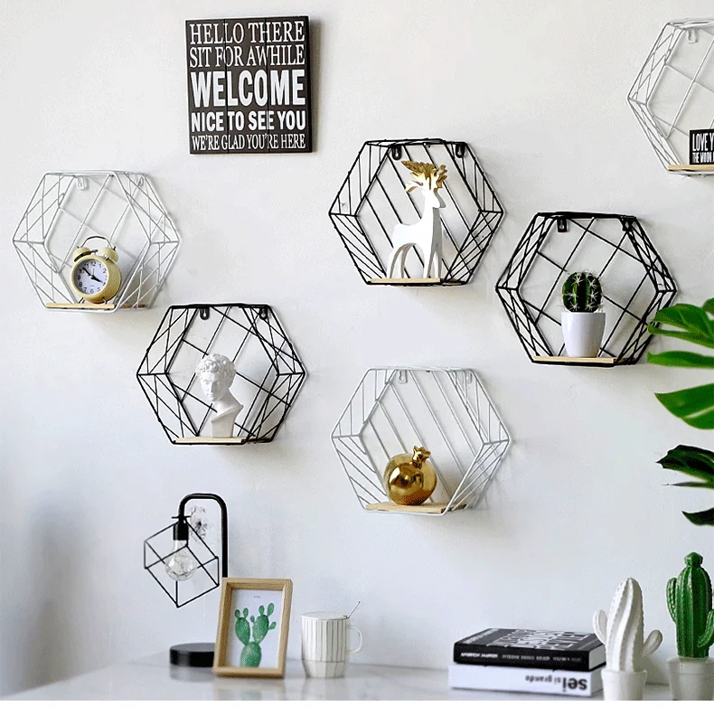 Железная шестиугольная решетка полка для хранения на стене в скандинавском