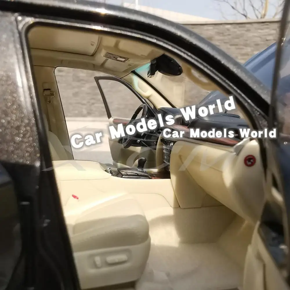 Литая модель автомобиля для LX570 1:18 (черный) + небольшой подарок!|Наземный