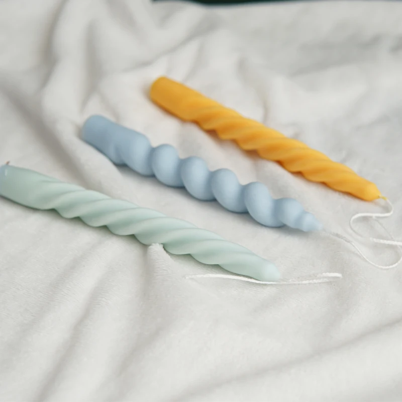 

3D Twisted Long Brush Holder Silicone Candle Mould DIY Candlelight Dinner Rotating Screw Rod Twist Rod Candle Mould