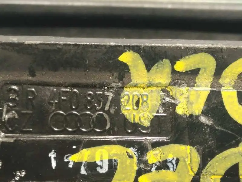 4F0837208/4F0837208B/4041063/внешняя ручка передняя правая Для Седана AUDI A6 (4F2) 2 0 TDI | 09 08-12 10 1