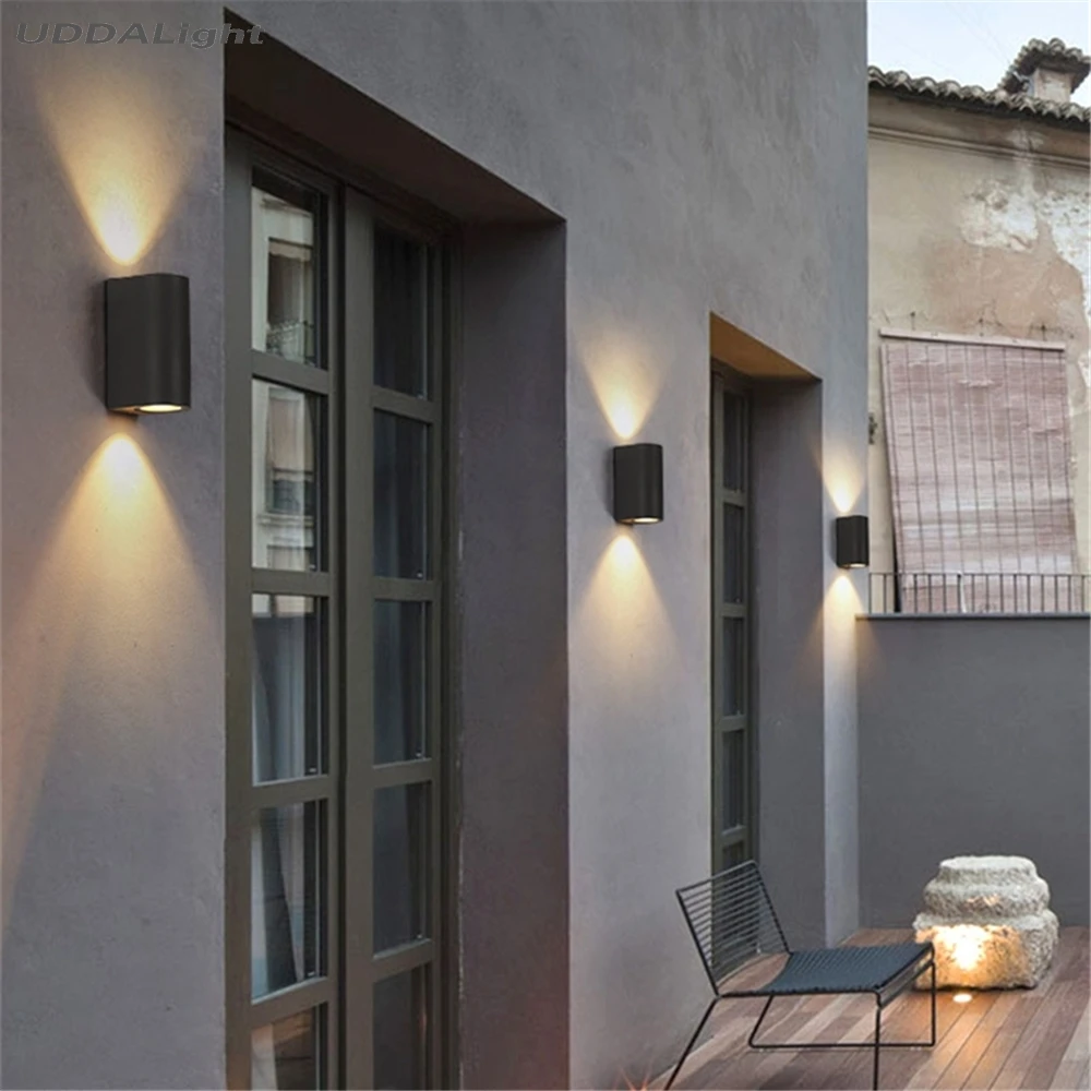 

Outdoor Wall Lamp Black 10W Waterproof IP65 Aluminium Baking Square Modern Home Balcony Tempered Glass