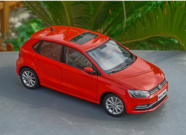 Высокая тщательная 1:18 VW 2012 2013 POLOGTI сплав модель автомобиля статические металлические модельные автомобили оригинальная коробка для подарков коллекция