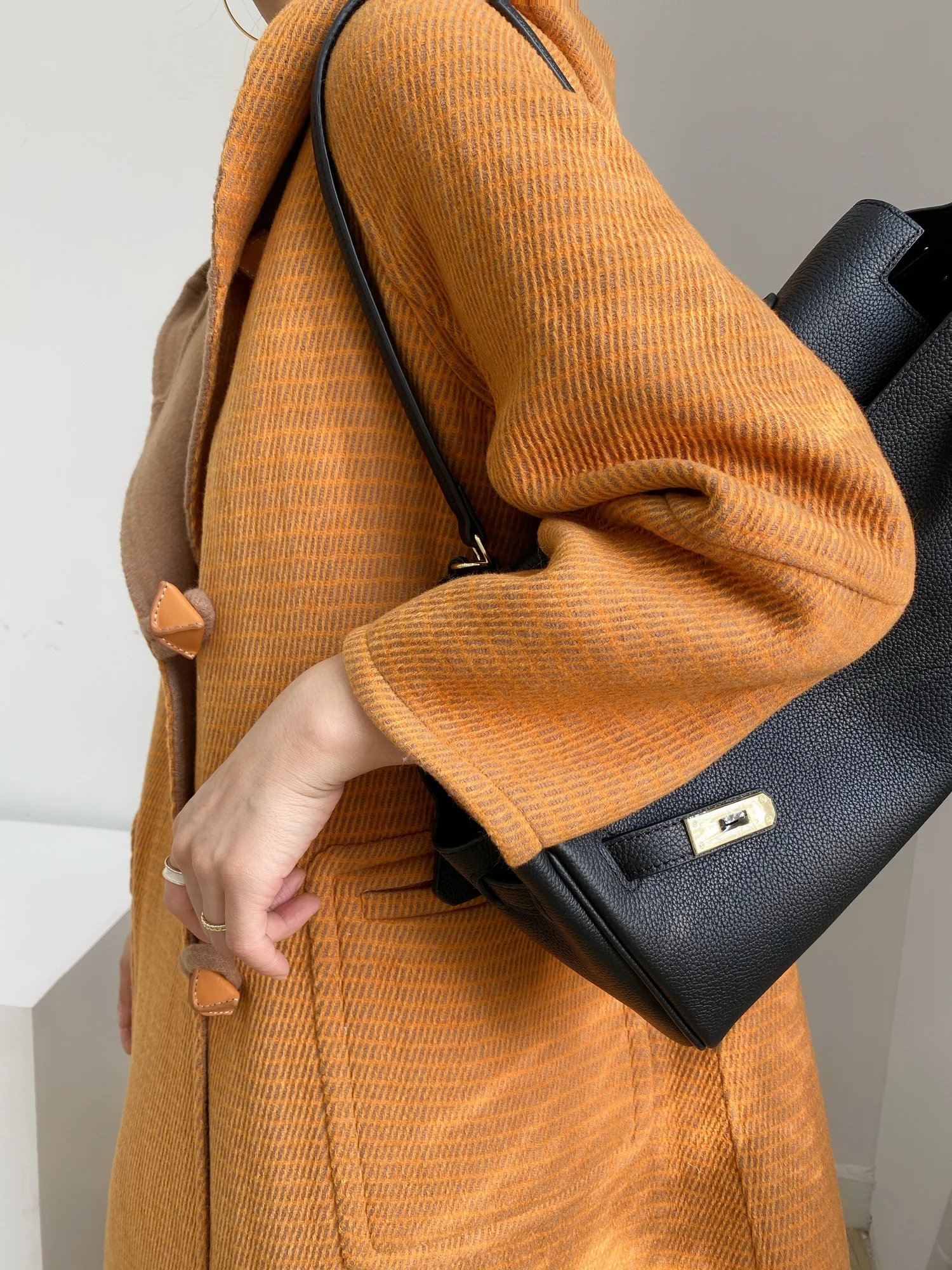 

The new fashion autumn/winter 2020 woolen coat long hooded coat