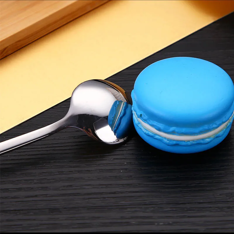 Столовые приборы из нержавеющей стали 4 шт./компл