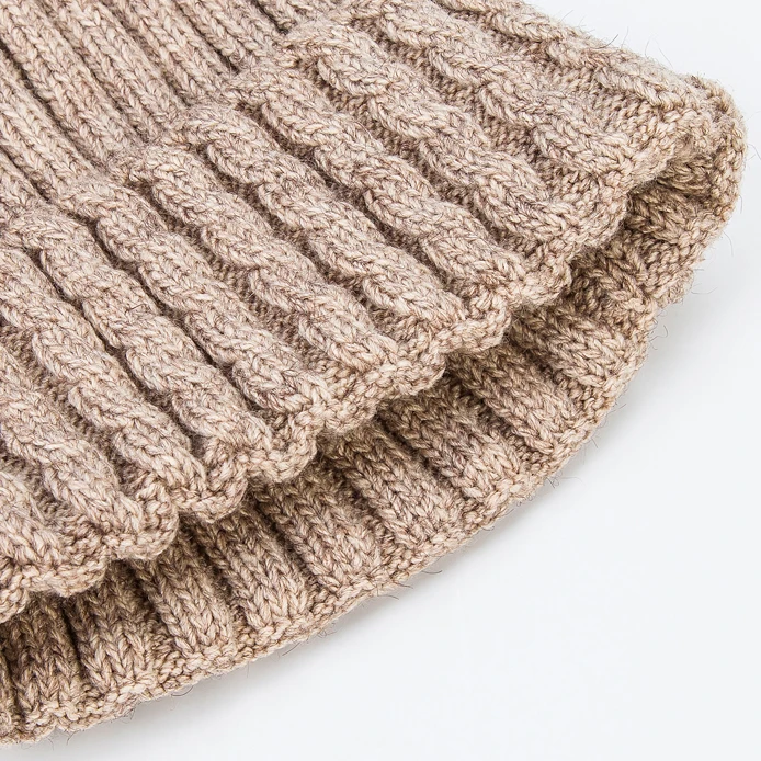 

Winter Women's Knitted Beanie Hat with Pompom Fashion Solid Wool Crochet Slouchy Beanies with Raccoon Fur Pompom Ladies Hats