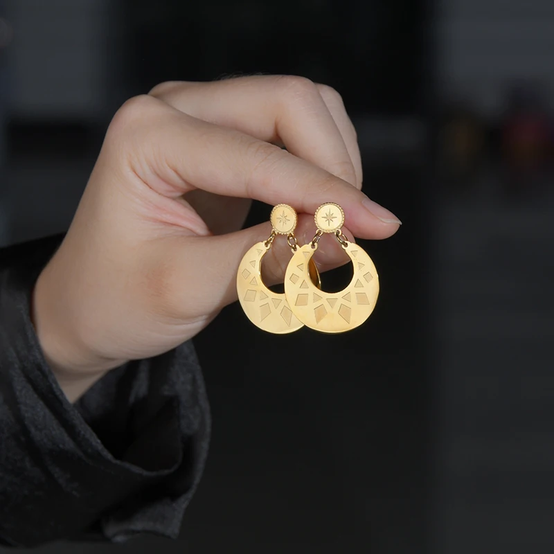 

Sifisrri VIintage Stainess Steel Fashion Totem Earring Religion Punk Eardrop Women Girl Anniversary Jewelry Gifts Accessories