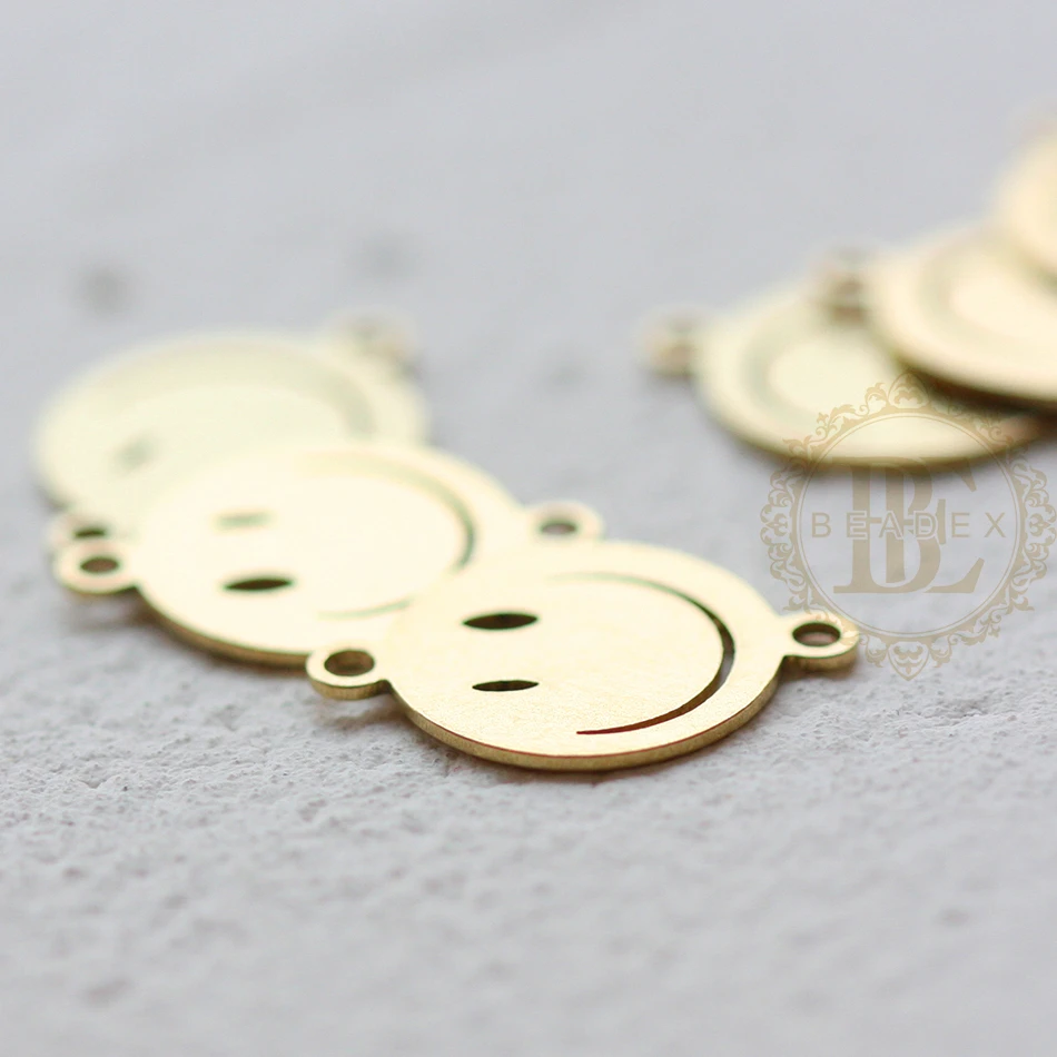 Твердая латунь Link - Happy Face 17*12 мм (4601C)