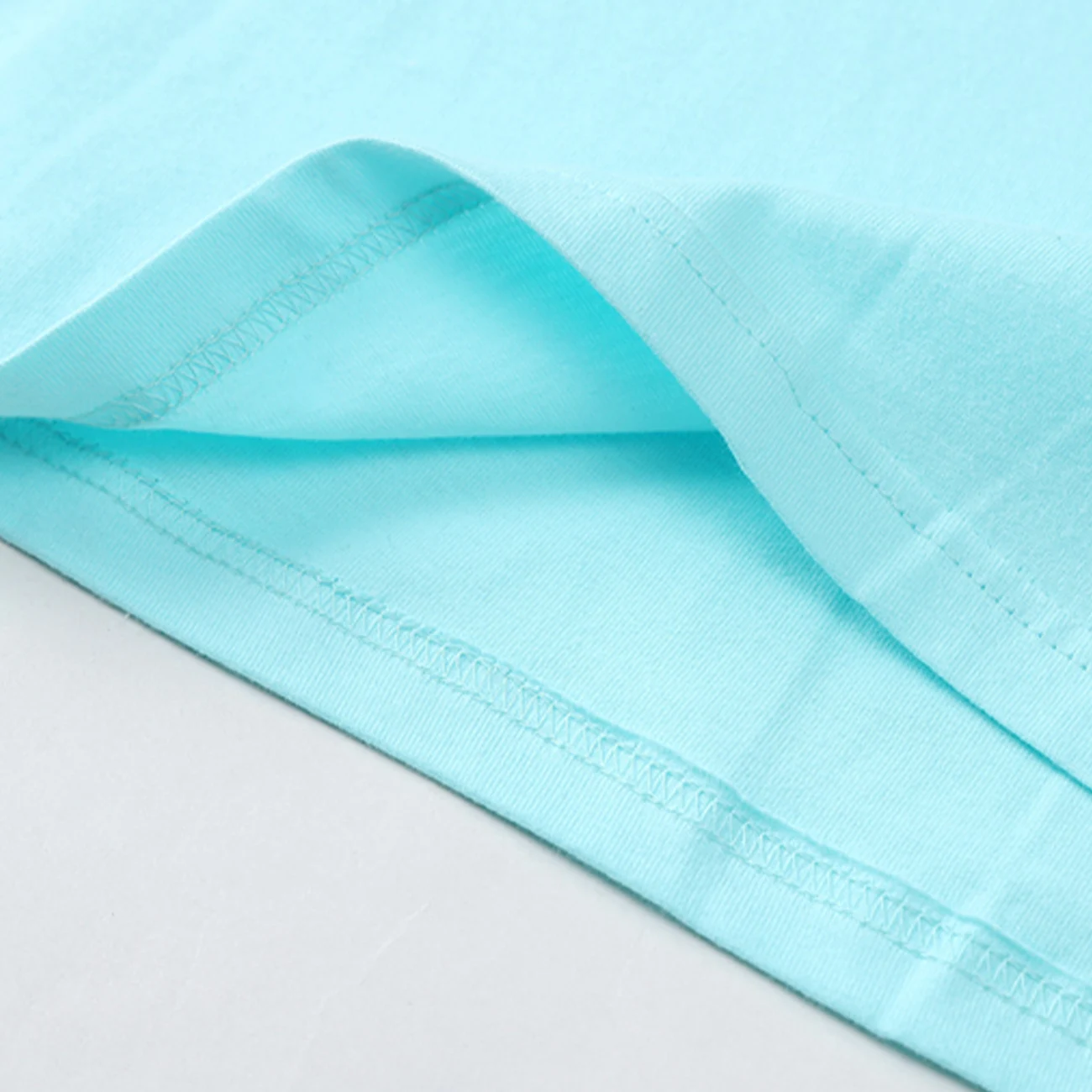 

2021 Summer Casual Tshirt Harajuku T-Shirt Streetwear Retro Love Graffiti Print Tshirt Hip Hop Loose Cotton Short Sleeve Shirt