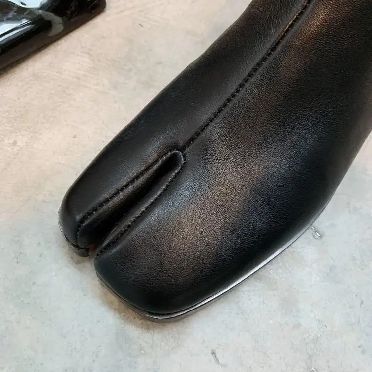 Botines mujer/ г.; короткие женские ботильоны на низком каблуке; черные непромокаемые сапоги из лакированной кожи с квадратным носком; роскошные ботинки tabi bottes
