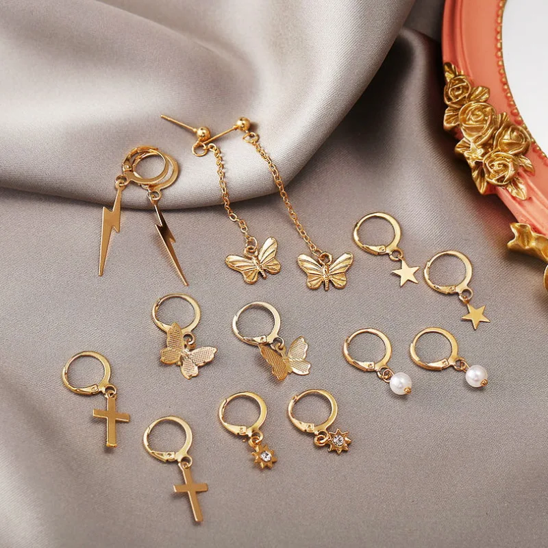 

7 Pairs Crystal Butterfly Pearl Earrings For Women Vintage Gold Color Simple Stud Earring Set Girls Party Birthday Jewelry Gift