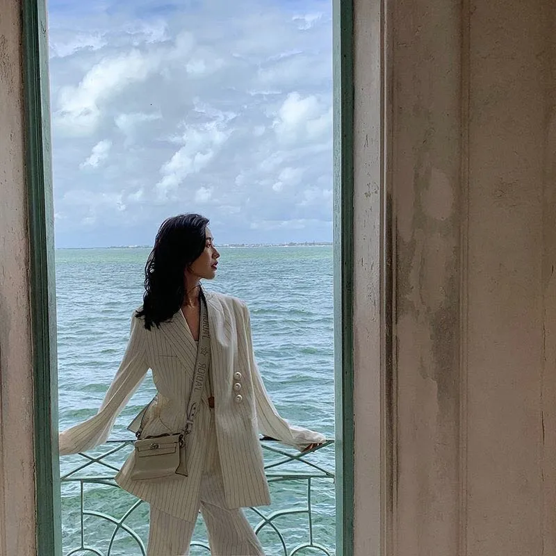 Высококачественный костюм из трех предметов женские длинные рукава жемчужные