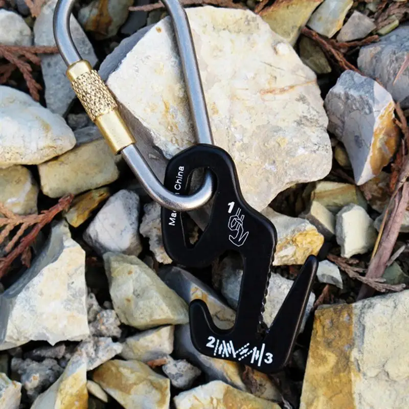 

1pc Carabiner Multi-function D Type Backpack Carabiner Hanging Buckle for Hiking