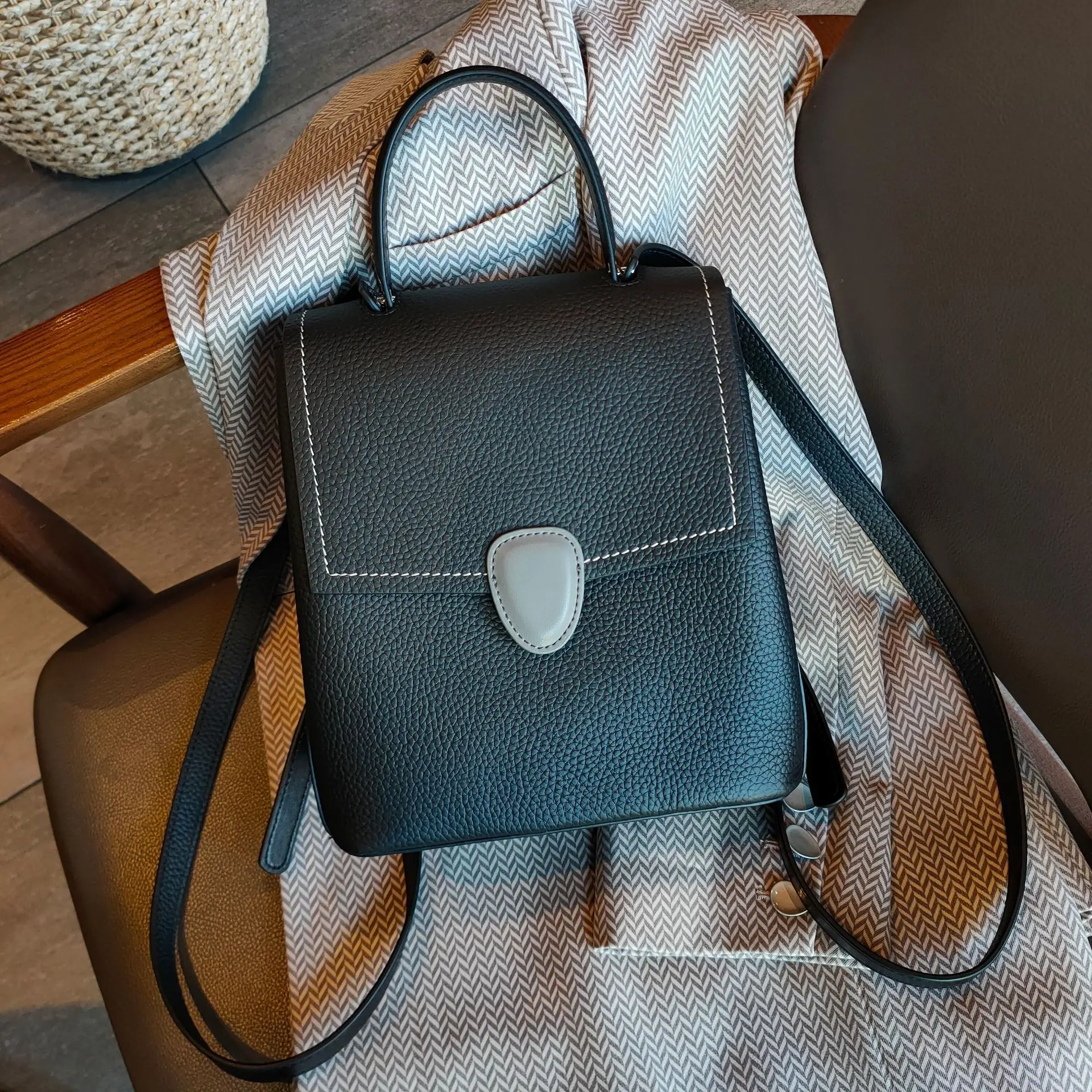 

2021 new trendy brand suede cowhide Korean fashion leather high-quality shoulders all-match commuter British backpack women