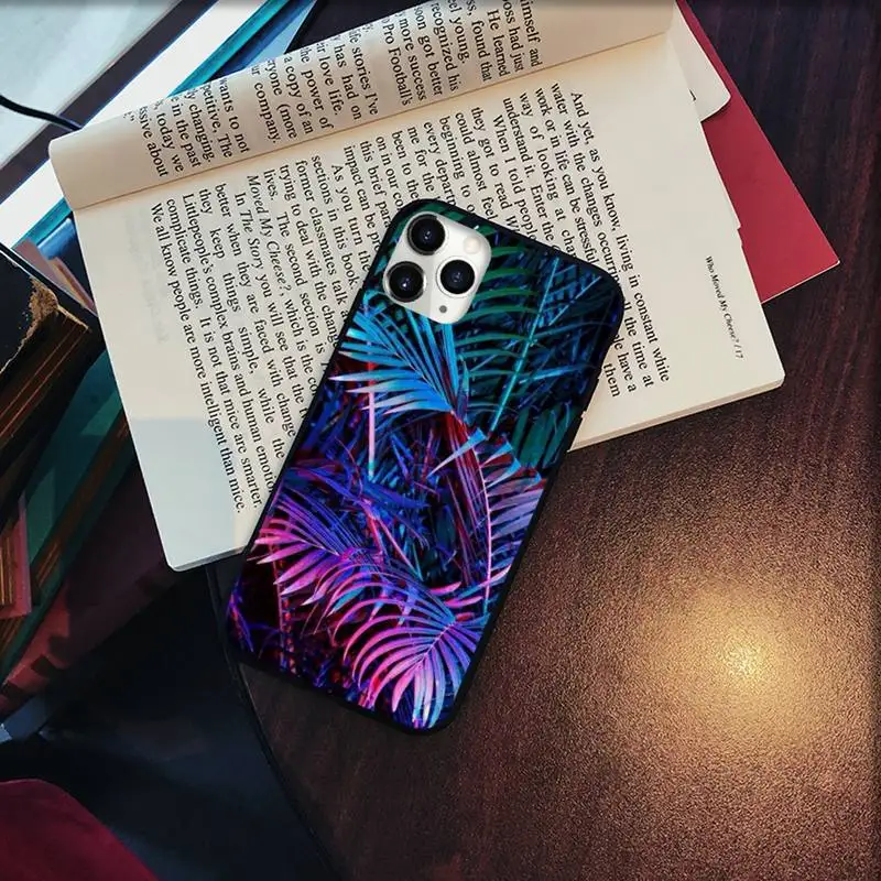 

Summer banana leaves Phone Case for iPhone 11 12 pro XS MAX 8 7 6 6S Plus X 5S SE 2020 XR Soft silicone