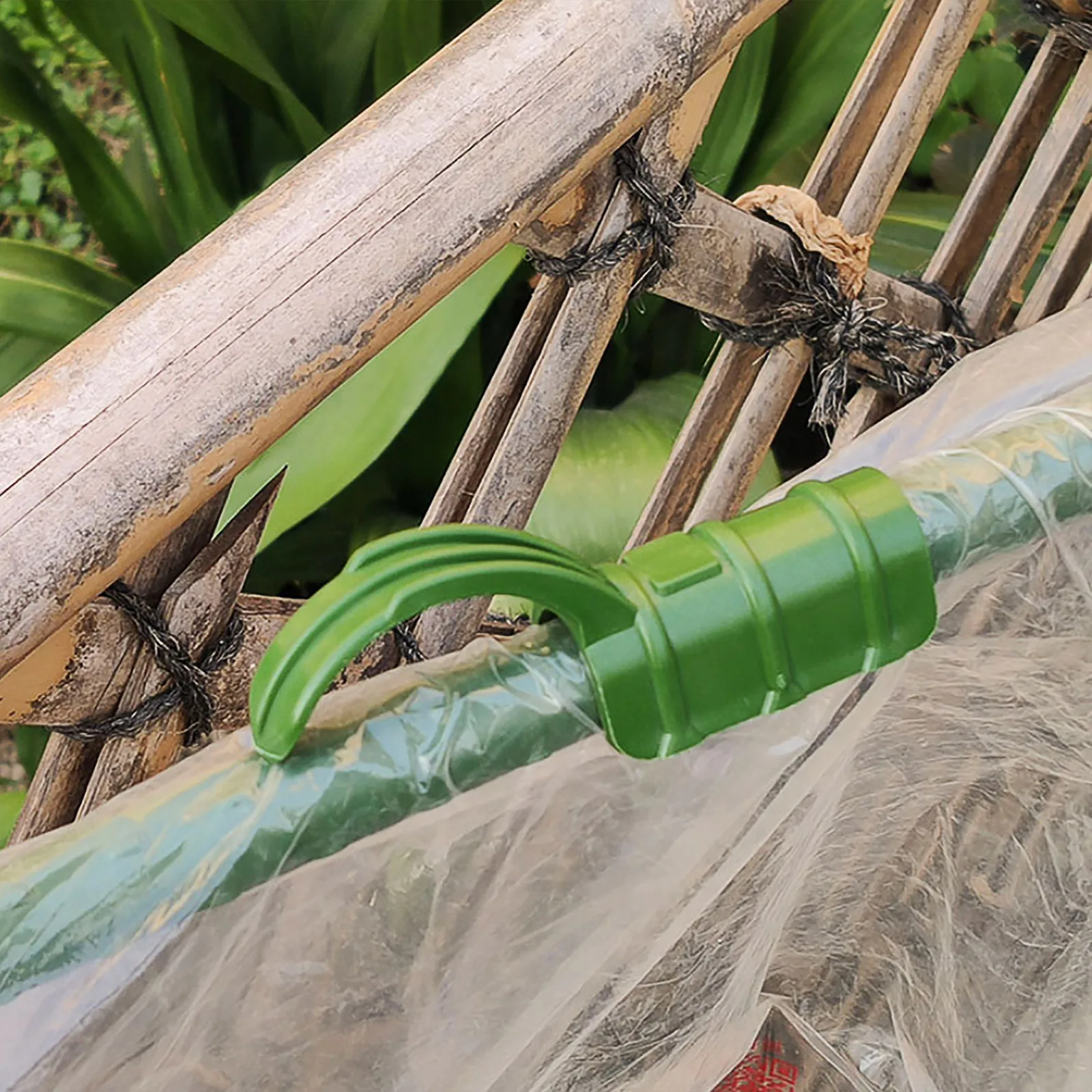 Зажимы Пластиковые для защиты растений 20 шт. 11-20 мм | Дом и сад