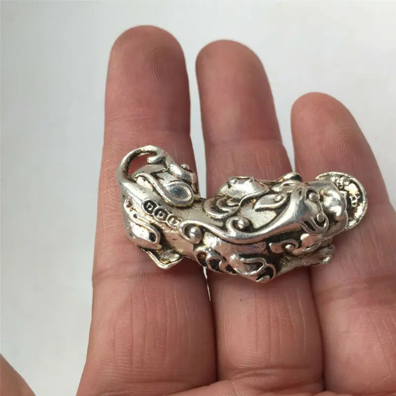 China Antieke Tibetaanse Zilveren Handcarvd Bixie Dappere Troepen Вешалка для монет