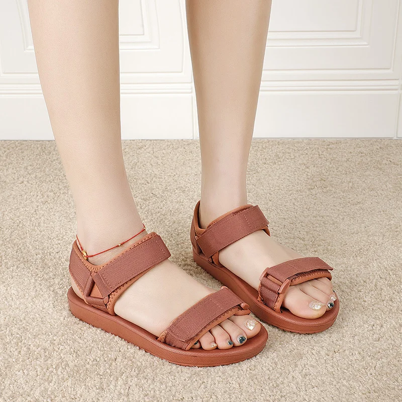 

Summer Sandals Women Leather Classic Roman Open-toed Slipper Flat Beach Rubber Shoes Flip Flop Water Sandals Femmes Chaussures