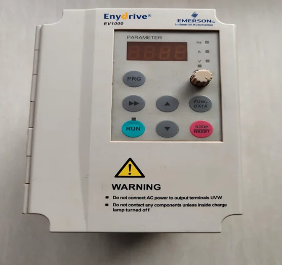 

Фотоинвертор 0, 75 кВт/220 В; Б/у, 85% новый; 3 месяца гарантии, бесплатная доставка