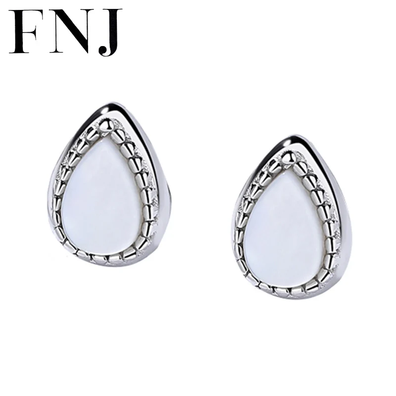 

Женские серьги-гвоздики из серебра 925 пробы с овальным сердцем