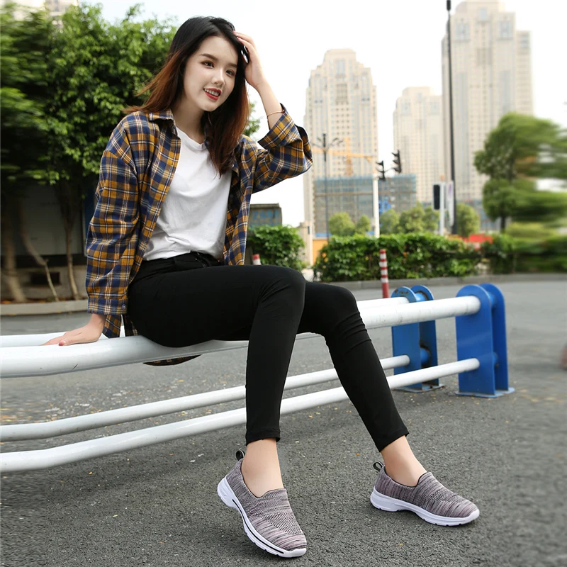 

Autumn Women Flats Woven Shoes Breathable Mesh For Ladies Loafers Shoes Women Light Weight Casual Slip On Sneaker Shoes