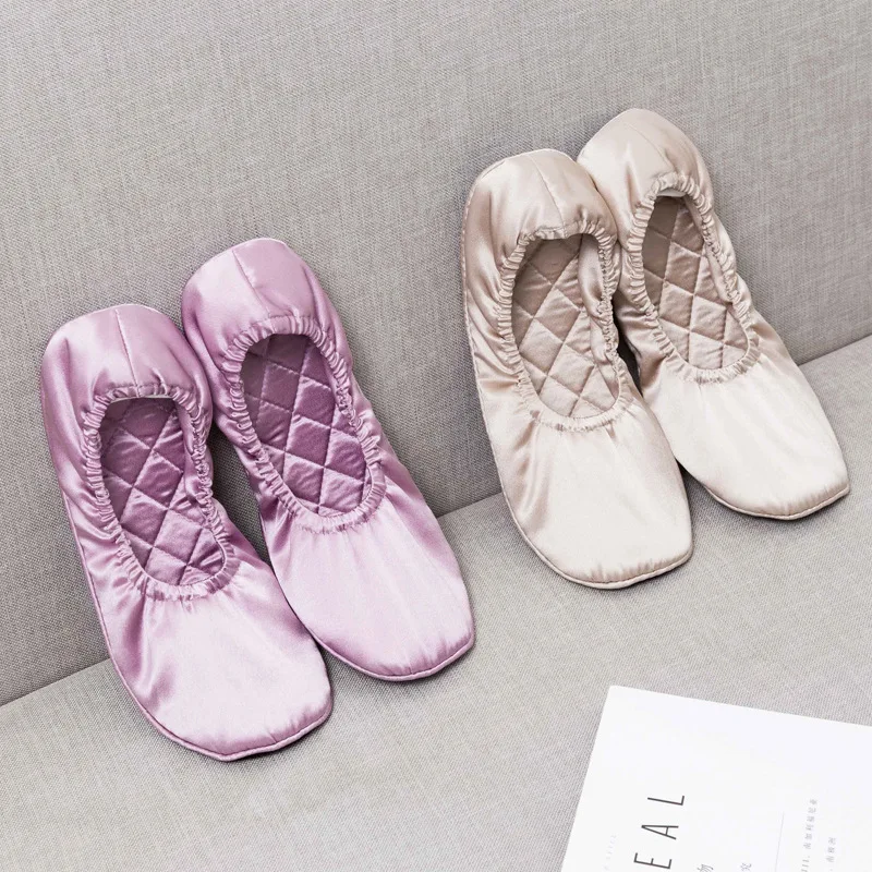 

19 Momme House Wear Silk Slippers for Indoors Comfortable High Quality Slippers ladies Shoes for Travel Flat