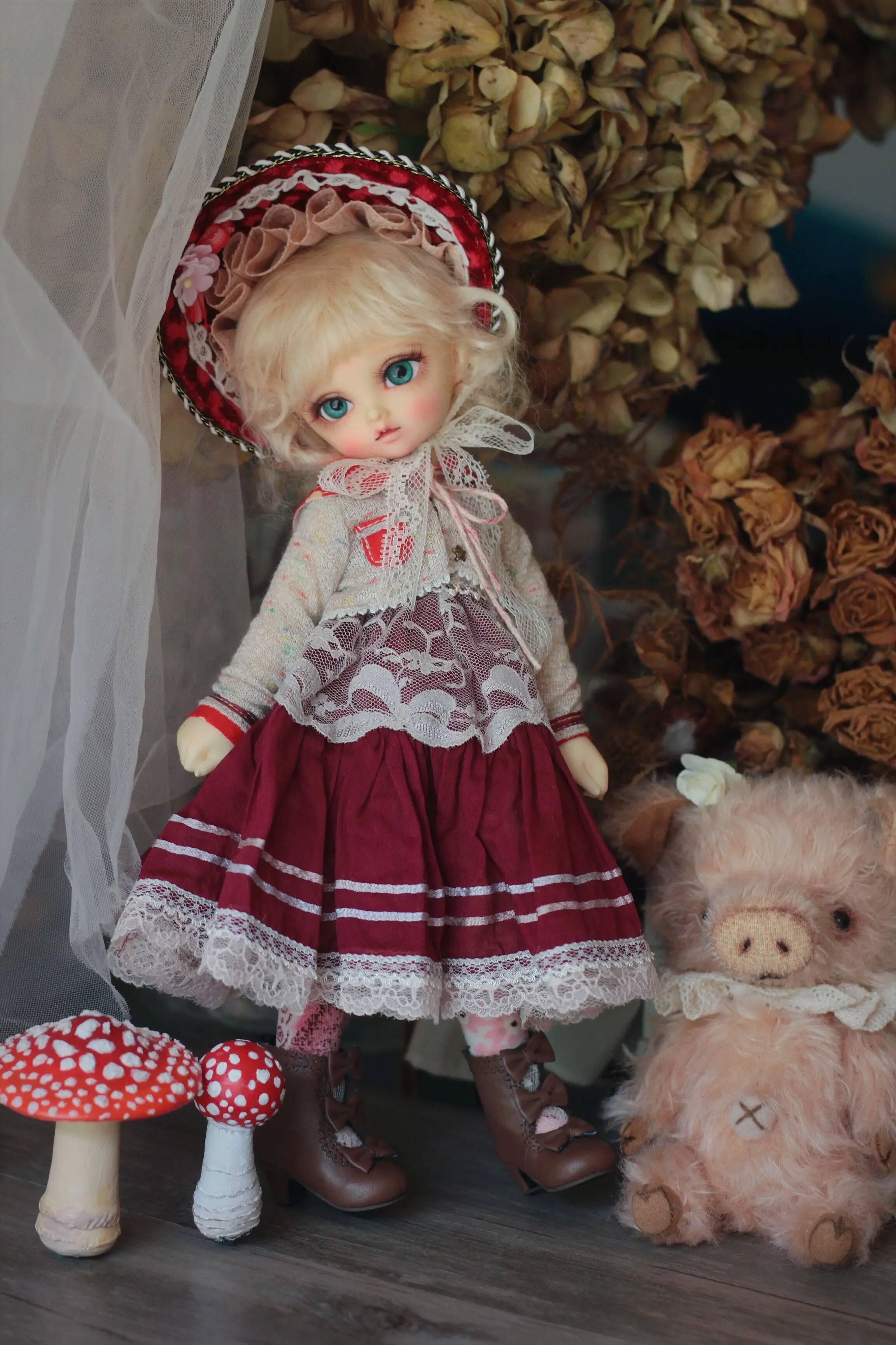

Dolls & Accessories