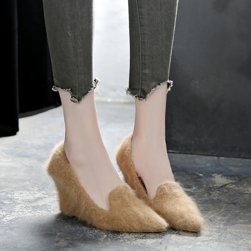 

2020 autumn leather pumps plush shoes women's winter pointed toe increase women's single shoes flat wedge heel women heels