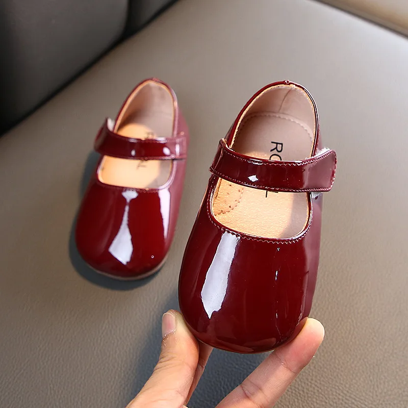 Туфли принцессы детские из лакированной кожи обувь для начинающих ходить