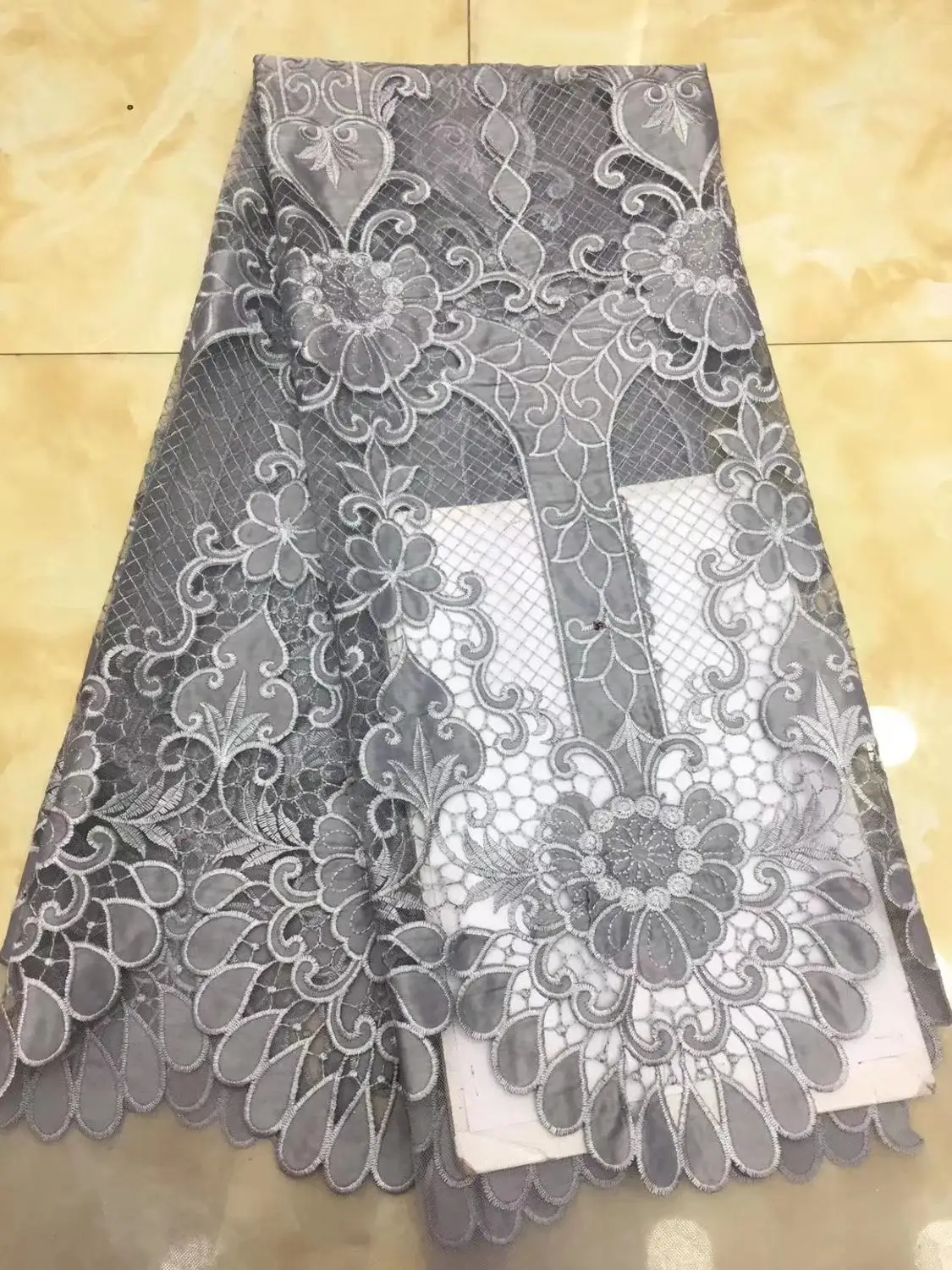 

special hollout out style beautiful net tulle lace fabric good quality african mesh lace for dress sewing XZXDE101