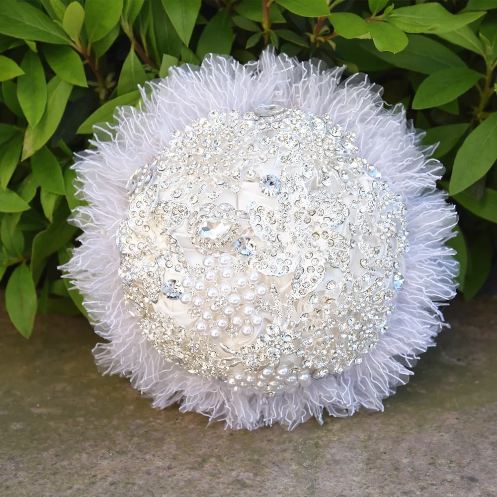 

Wedding Bouquets Luxury Crystal Beaded White Artificial Satin Roses Bling Bridal Holding Flowers SPH232
