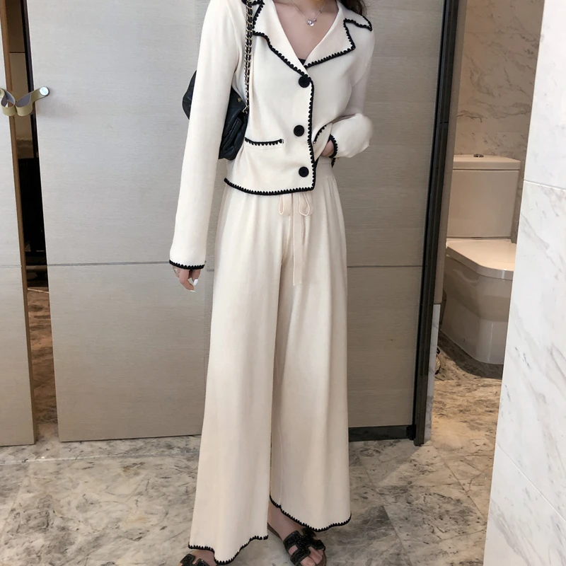 Маленький ароматный вязаный костюм с широкими штанами для женщин весна 2020 новый