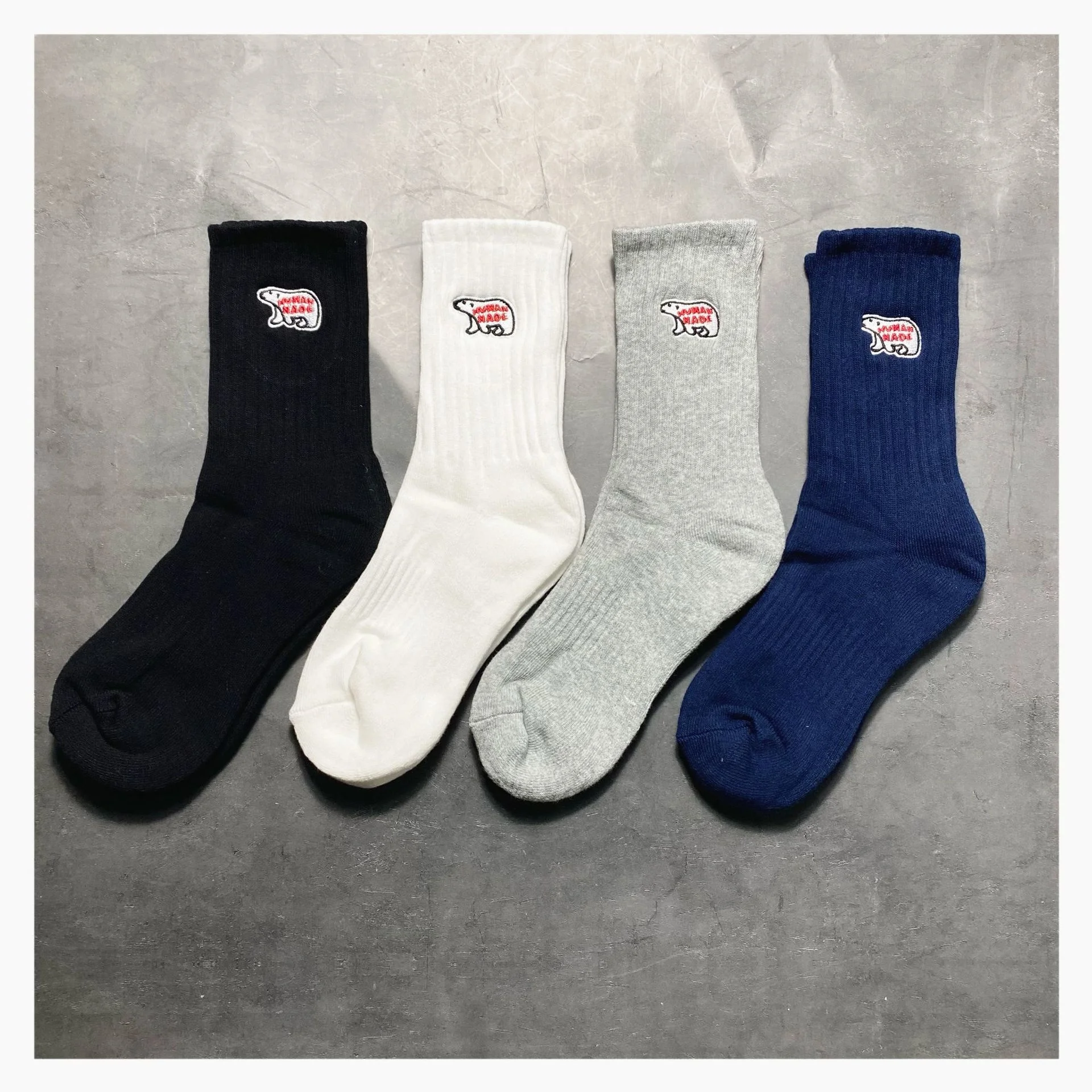 

Chao brand Human Made polar bear embroidery socks men's and women's middle tube towel bottom thickened sports stockings
